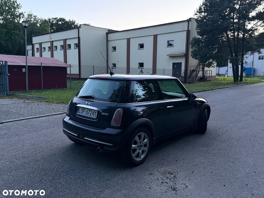 MINI Cooper Standard - 5