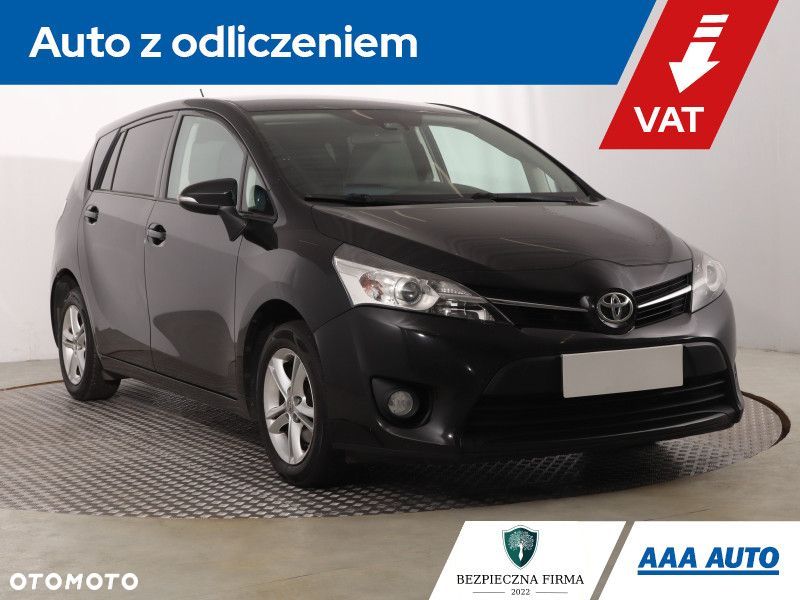 Toyota Verso - 2