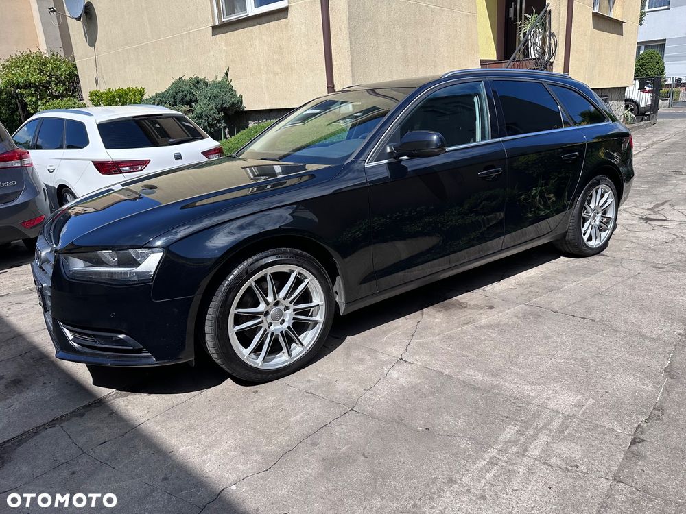 Audi A4 Avant 2.0 TDI DPF clean diesel multitronic Attraction - 3