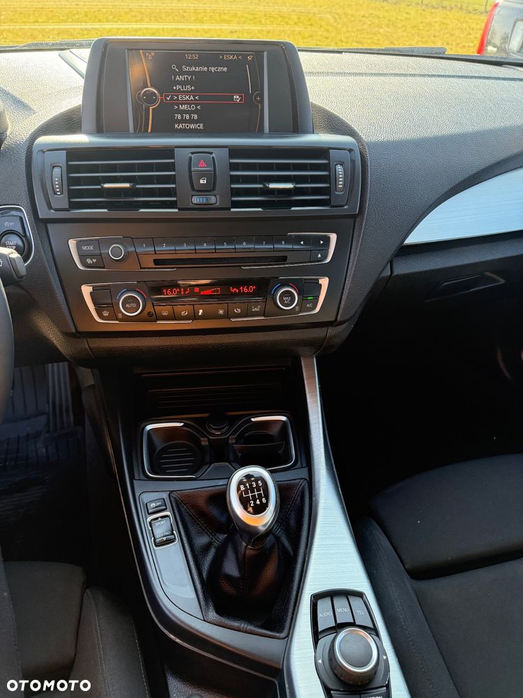 BMW Seria 1 120d Sport Line - 17