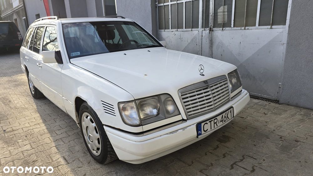 Mercedes-Benz W124 (1984-1993) - 10