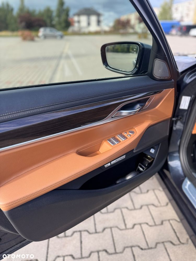 BMW Seria 7 730d - 20