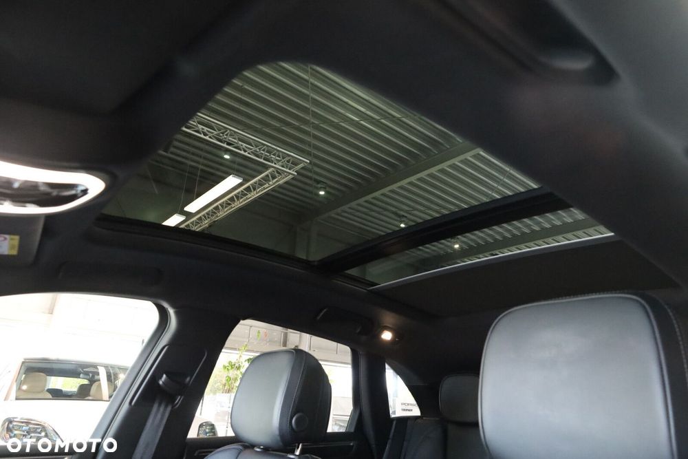 Porsche Macan - 16