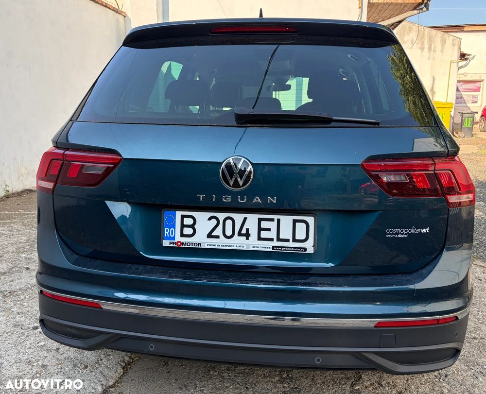Volkswagen Tiguan - 5