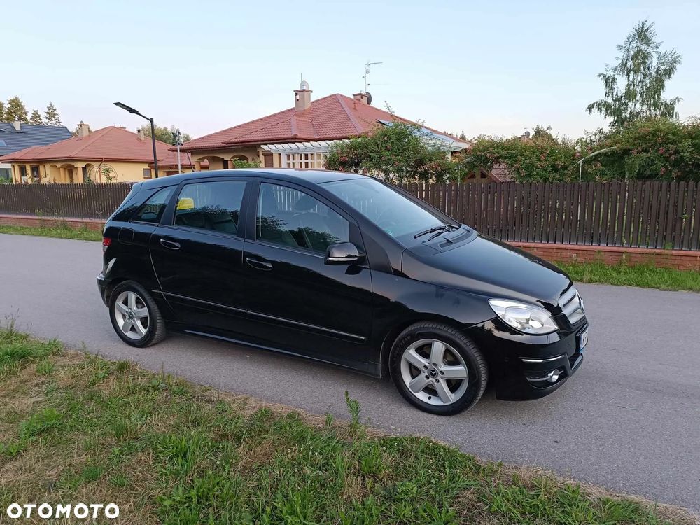Mercedes-Benz Klasa B 180 CDI DPF - 20