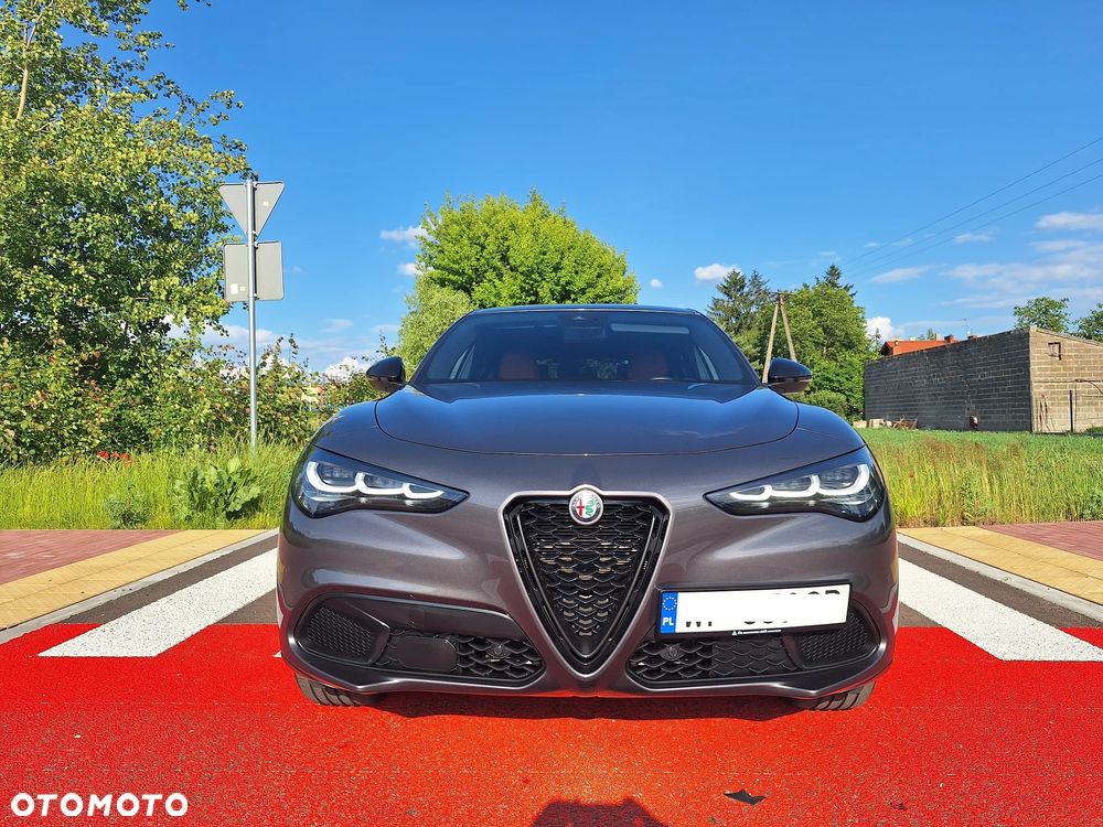 Alfa Romeo Stelvio 2.2 JTDM Sprint Q4 - 14