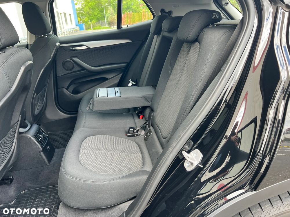 BMW X2 sDrive18i Advantage - 16