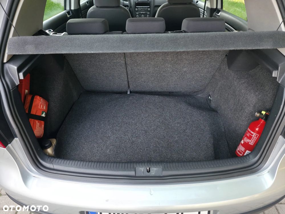 Volkswagen Golf - 8