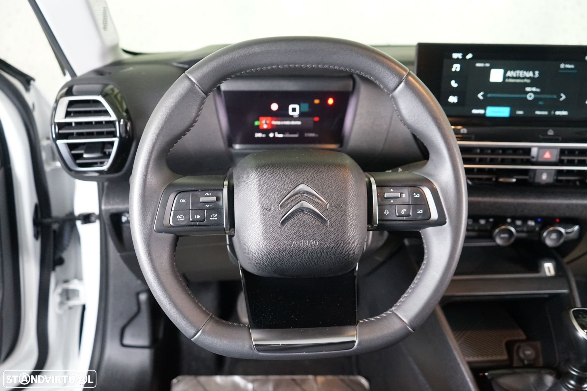 Citroën C4 1.2 PureTech Shine - 22
