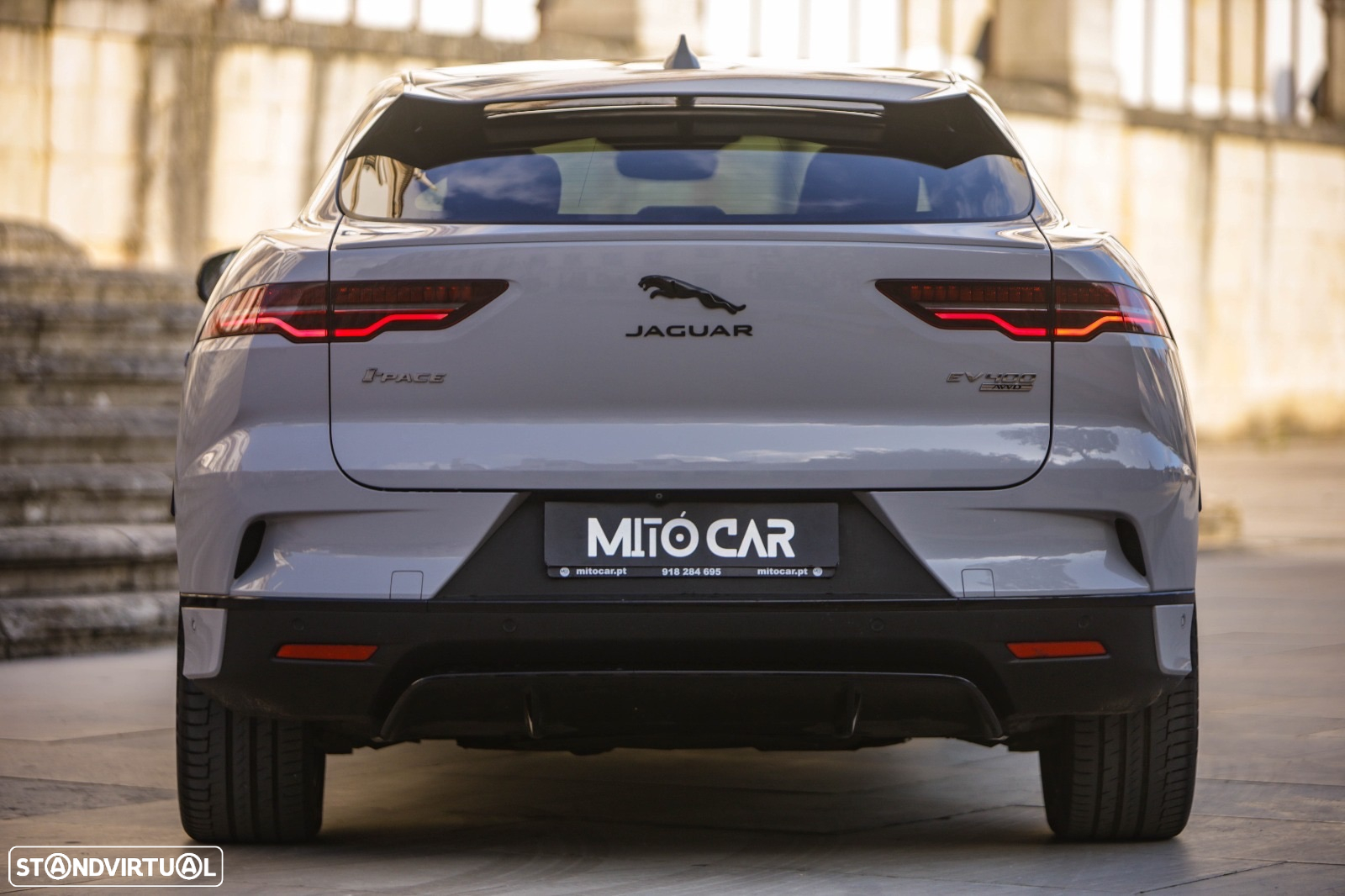 Jaguar I-Pace EV400 AWD R-DYNAMIC HSE - 36