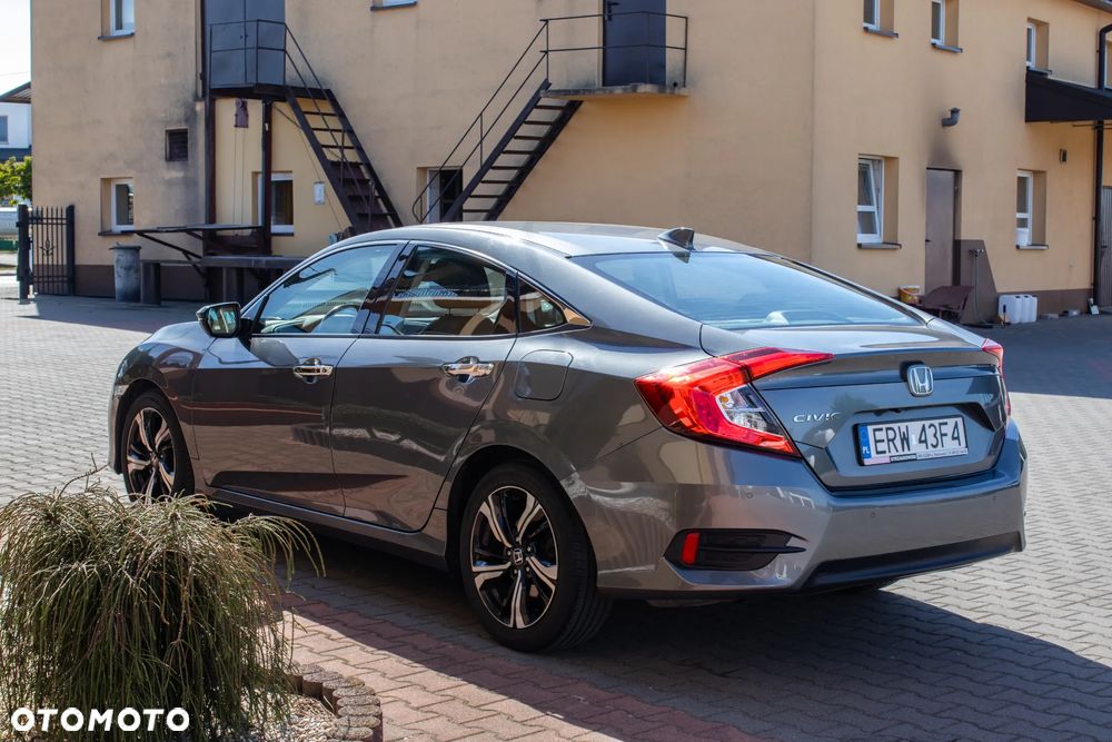 Honda Civic 1.5 T Executive - 16