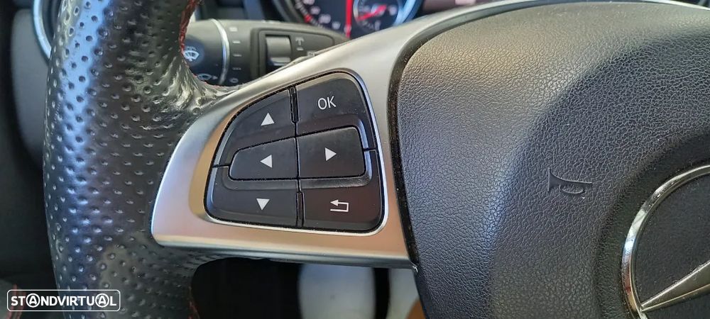 Mercedes-Benz CLA 180 d Shooting Brake AMG Line - 15