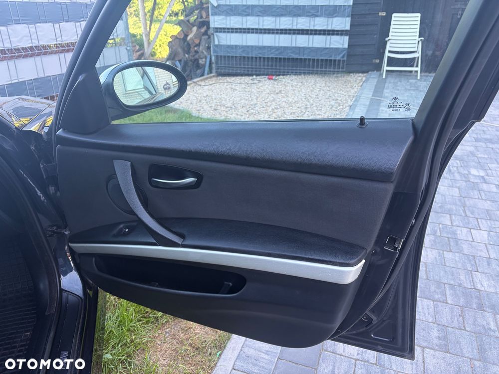 BMW Seria 3 - 17