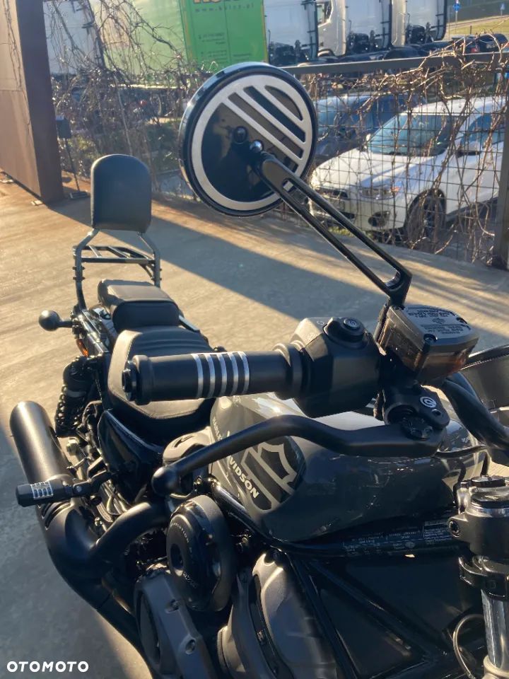 Harley-Davidson Sportster Nightster 975 - 6