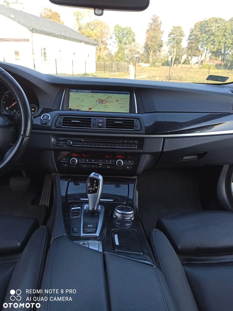 BMW Seria 5 520d Luxury Line - 13