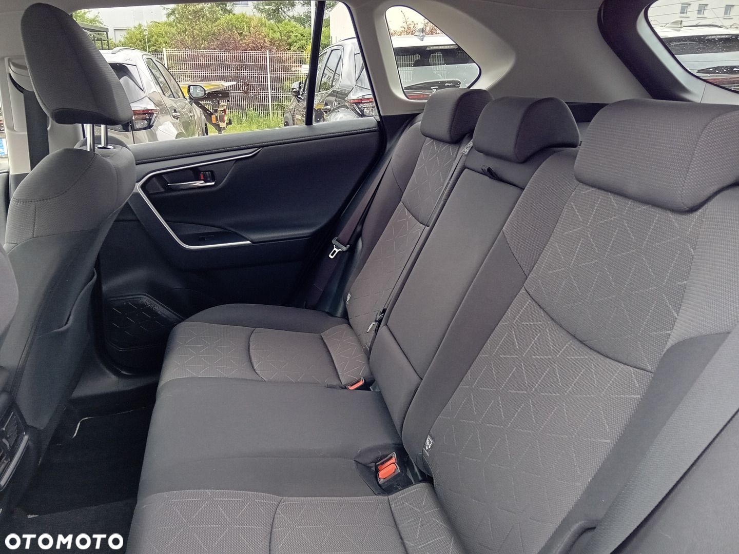 Toyota RAV4 - 29