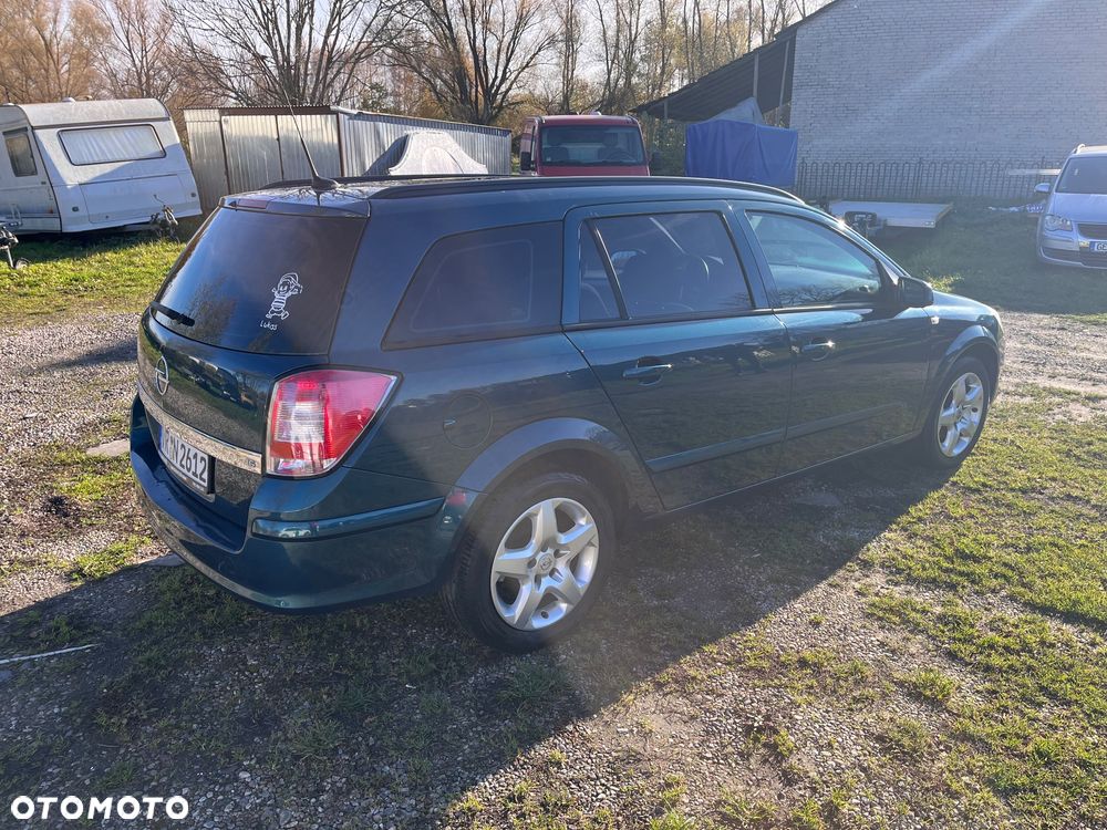 Opel Astra 1.6 Caravan Edition - 4