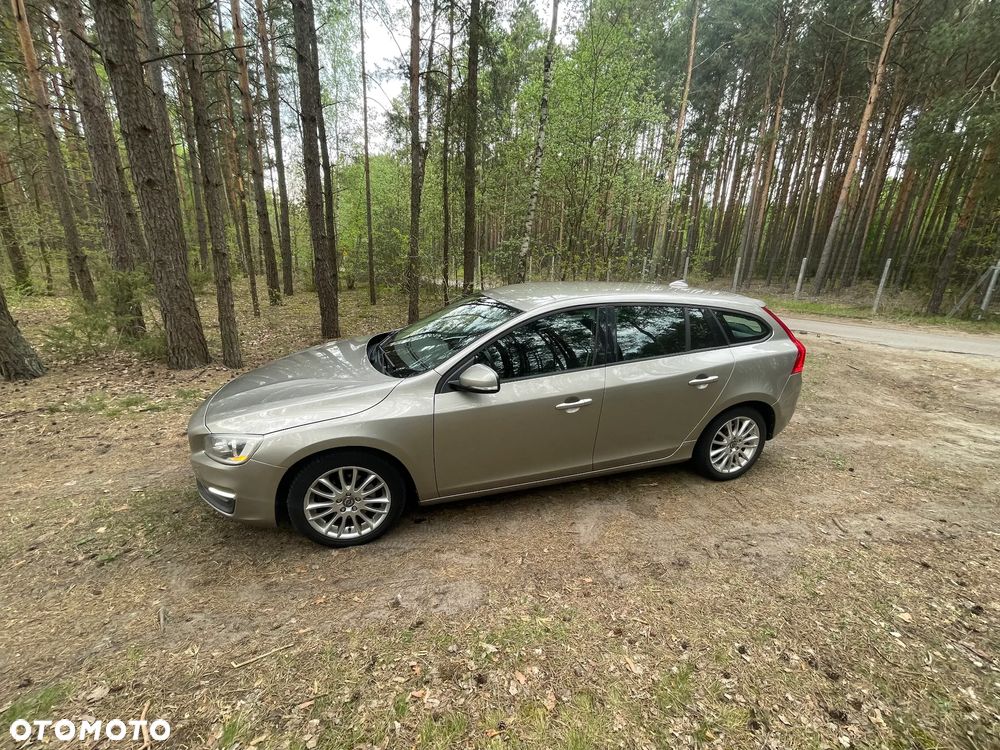 Volvo V60 D2 Edition - 1