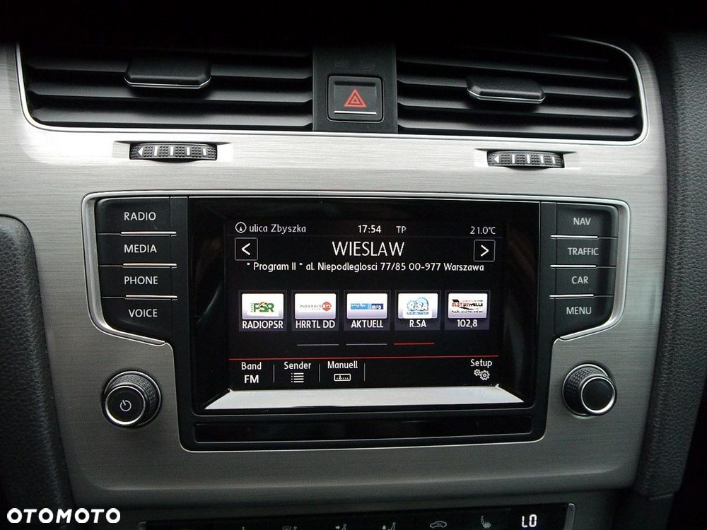 Volkswagen Golf 1.6 TDI BlueMotion Technology Comfortline - 20