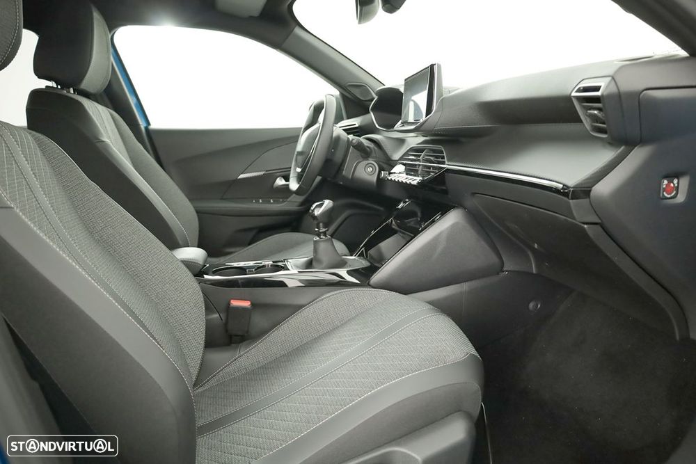 Peugeot 2008 1.2 PureTech Allure - 21