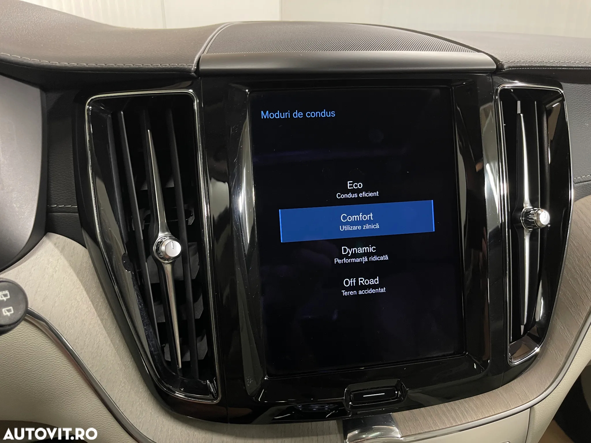 Volvo XC 60 B5 D AWD Geartronic Inscription - 23