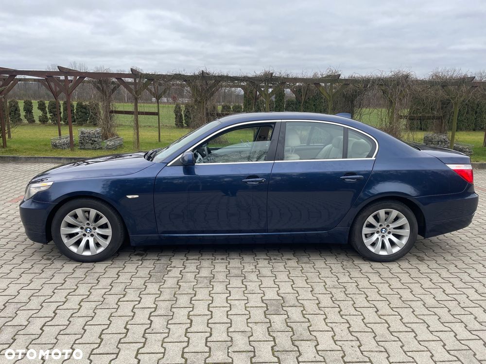 BMW Seria 5 530d Edition Exclusive - 11