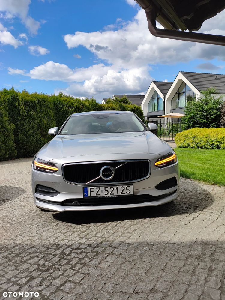 Volvo S90 D4 Momentum - 2