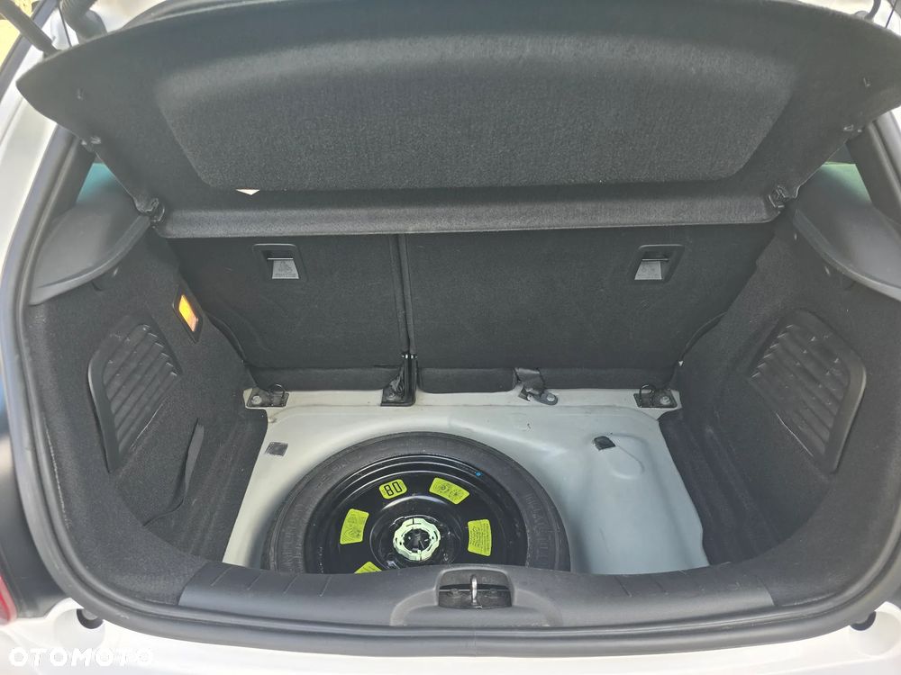 DS Automobiles DS 3 ver-bluehdi-100-sochic - 13