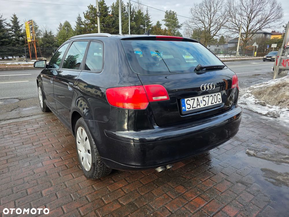 Audi A3 Sportback 2.0 TDI DPF quattro Attraction - 6