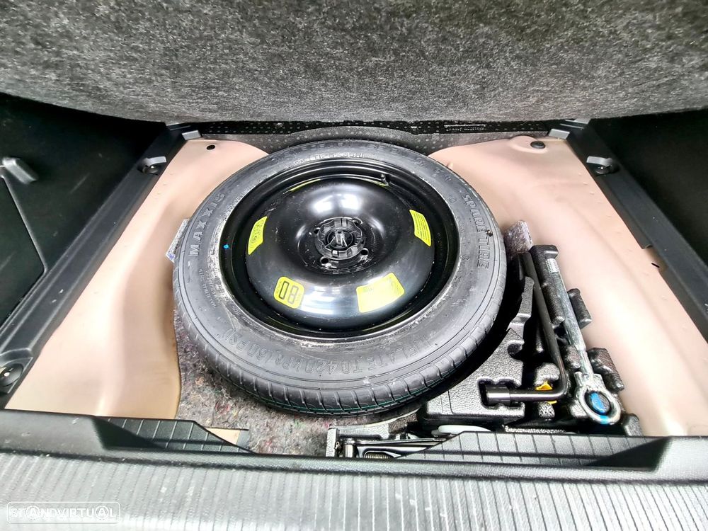 Peugeot 2008 PureTech 130 Allure Pack - 34