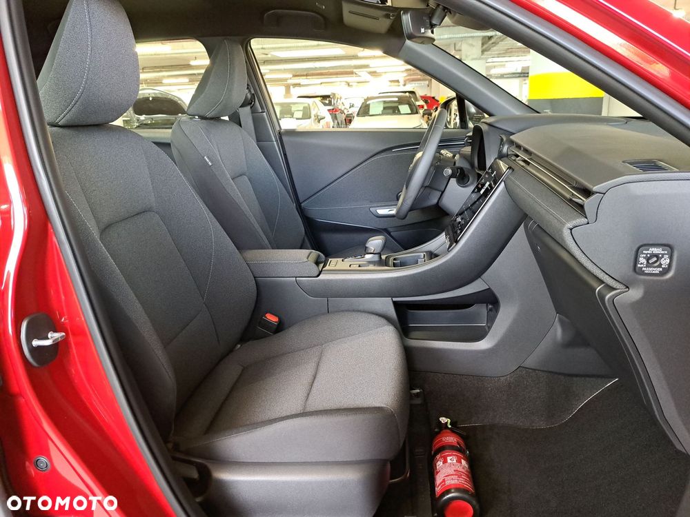 Lexus LBX 1.5 Hybrid - 16