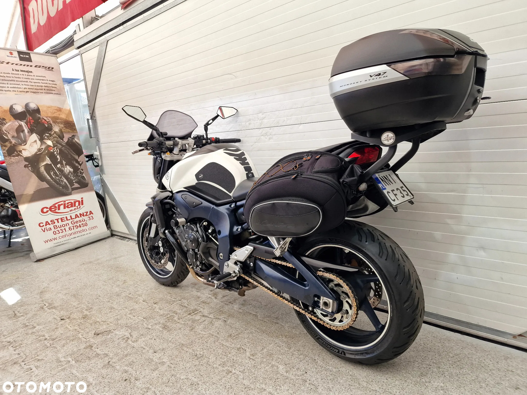 Yamaha FZ - 10