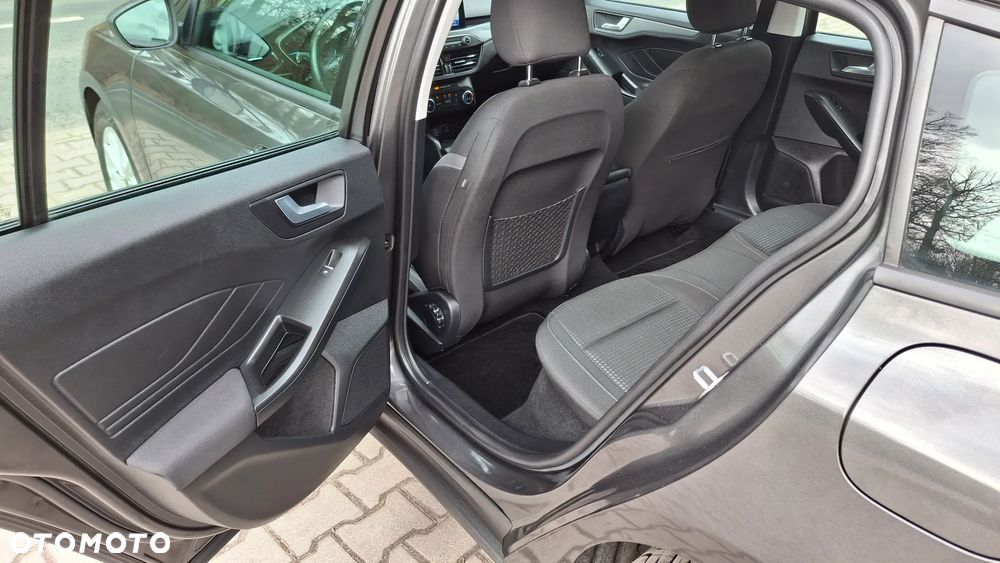Ford Focus 1.5 EcoBlue Start-Stopp-System COOL&CONNECT - 20