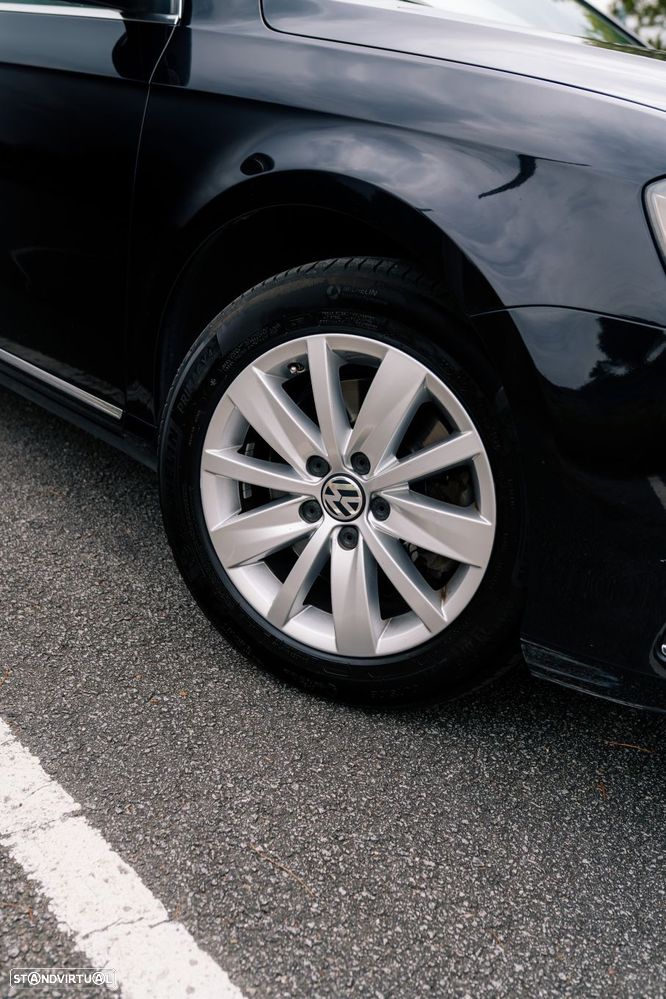 VW Passat 1.6 TDI Confortline BM - 8