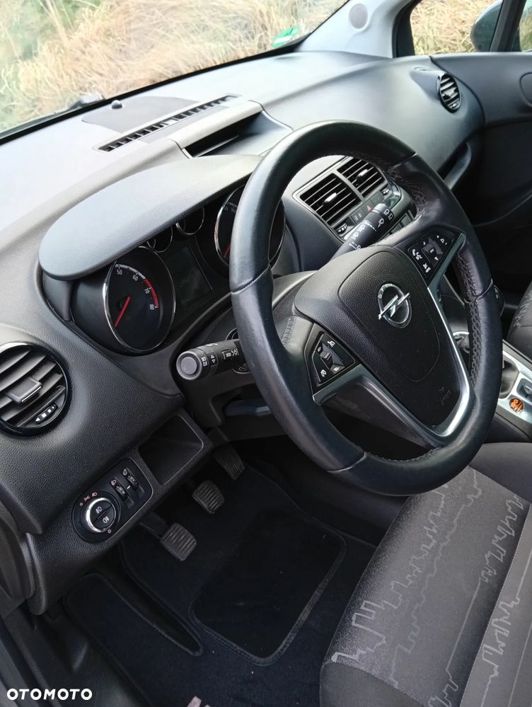 Opel Meriva - 8