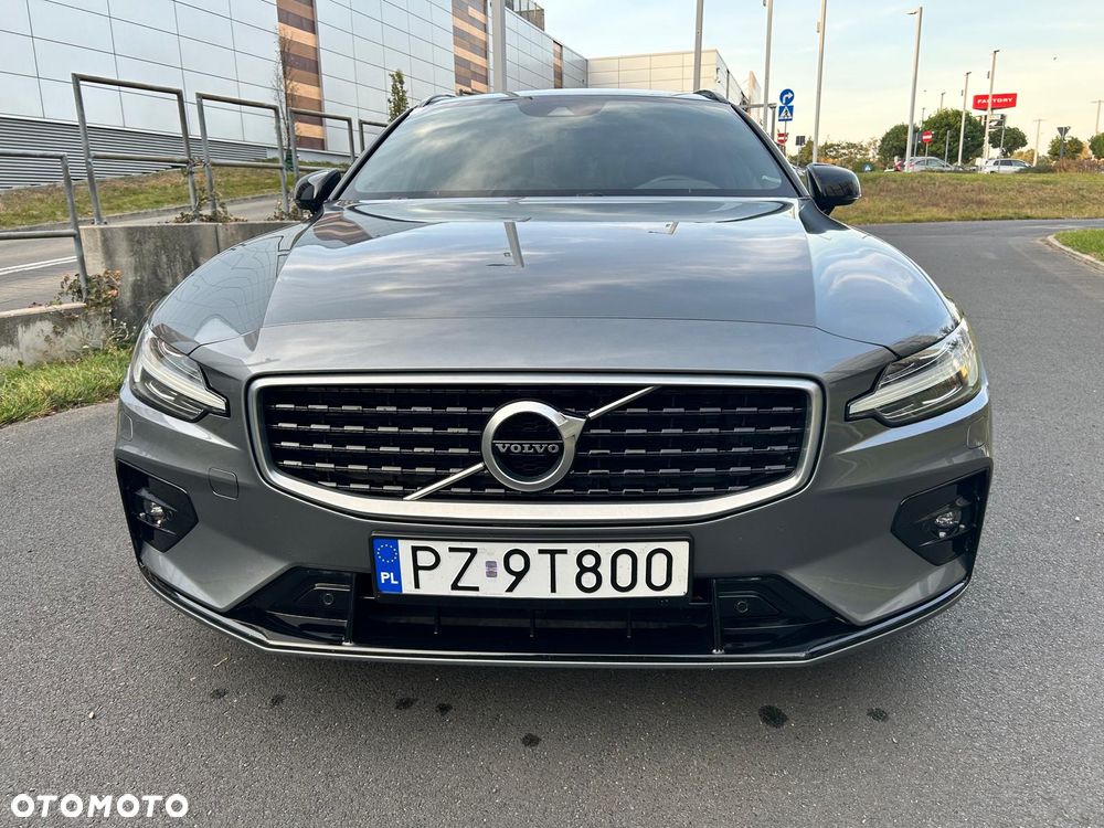 Volvo V60 2019 photo 2