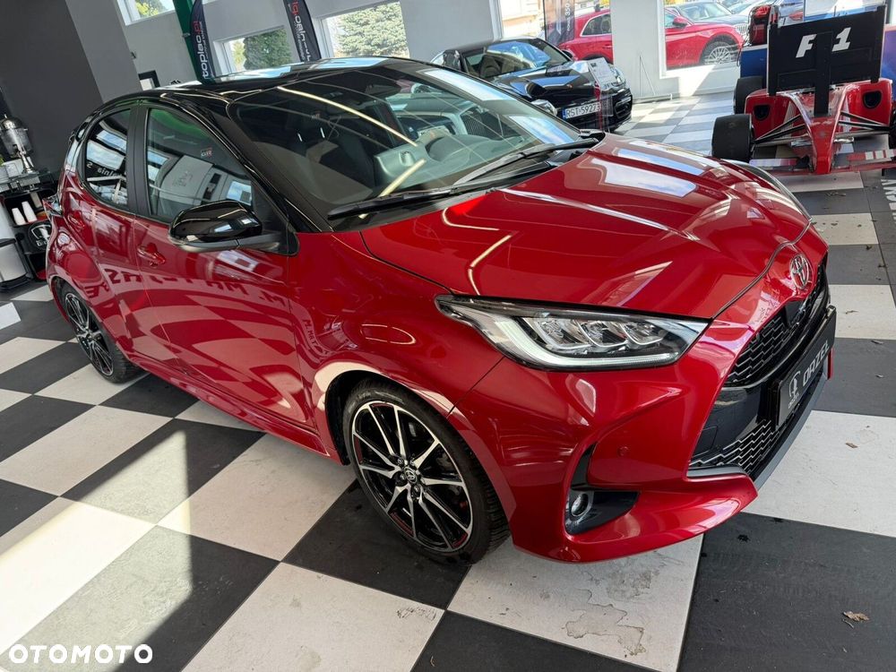 Toyota Yaris - 16