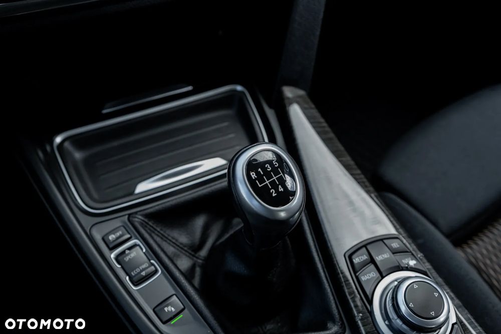 BMW Seria 3 320d Efficient Dynamic Edition - 32