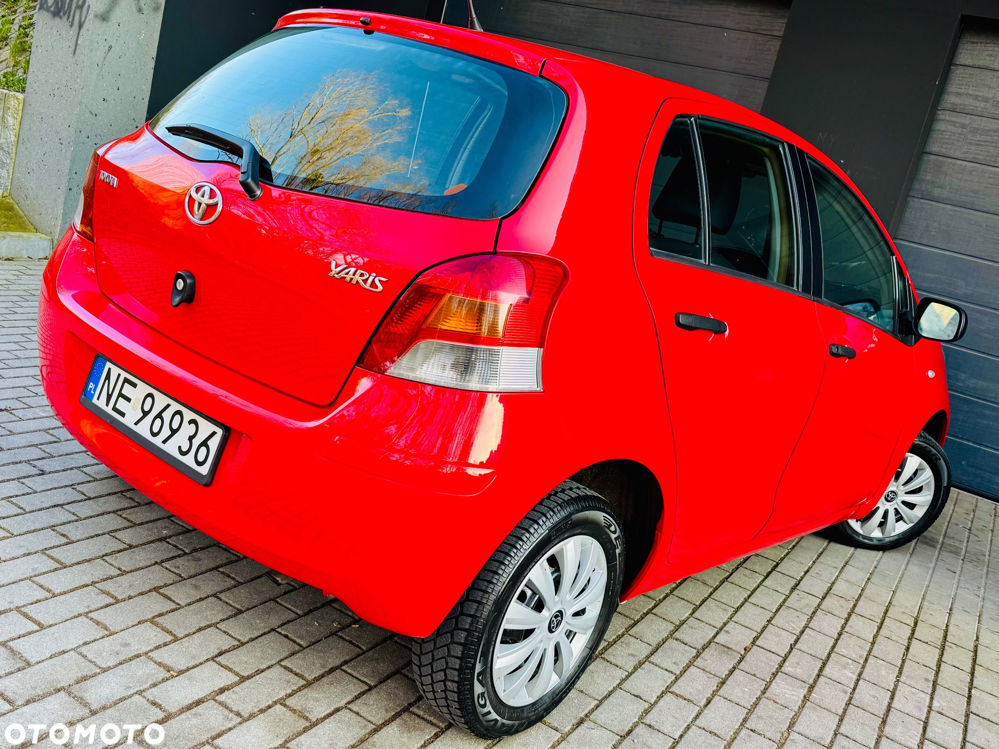 Toyota Yaris 1.0 Luna - 4