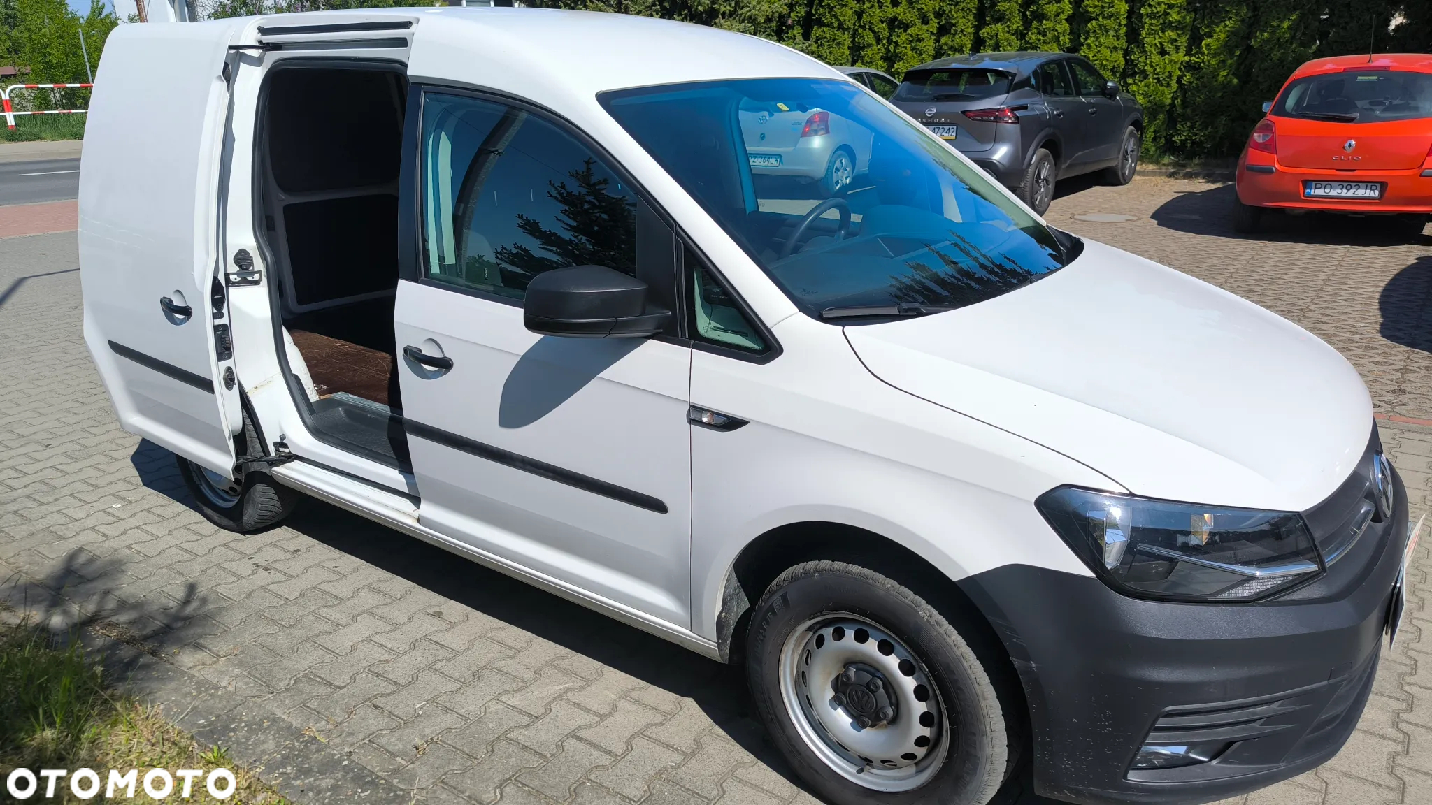 Volkswagen Caddy - 10
