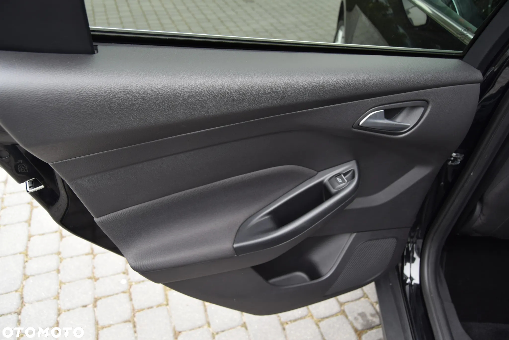 Ford Focus 1.0 EcoBoost Start-Stopp-System TITANIUM - 19