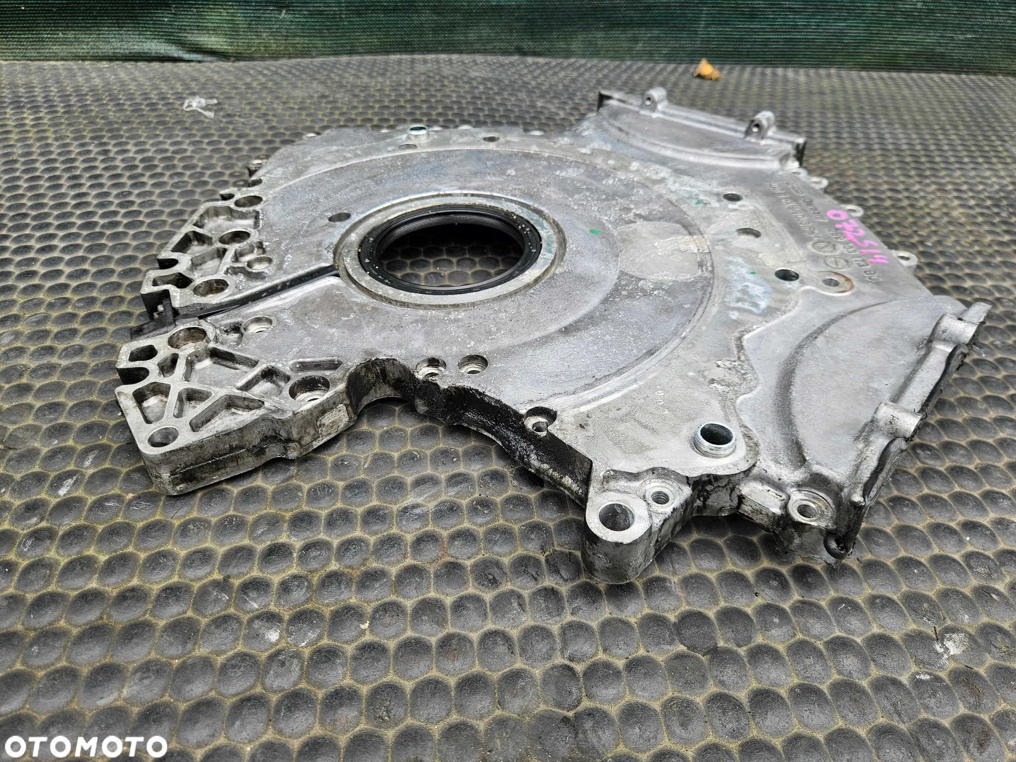 Obudowa Osłona Pokrywa Rozrzadu Silnika Dekiel Walu Kołnierz 2.7 3.0 V6 TDI Audi A4 B8 A5 Q5 - 10