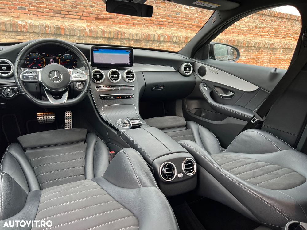 Mercedes-Benz C 220 d 4Matic T 9G-TRONIC AMG Line - 2