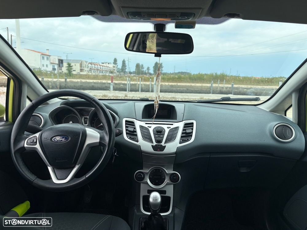 Ford Fiesta 1.4 TDCI Titanium - 8