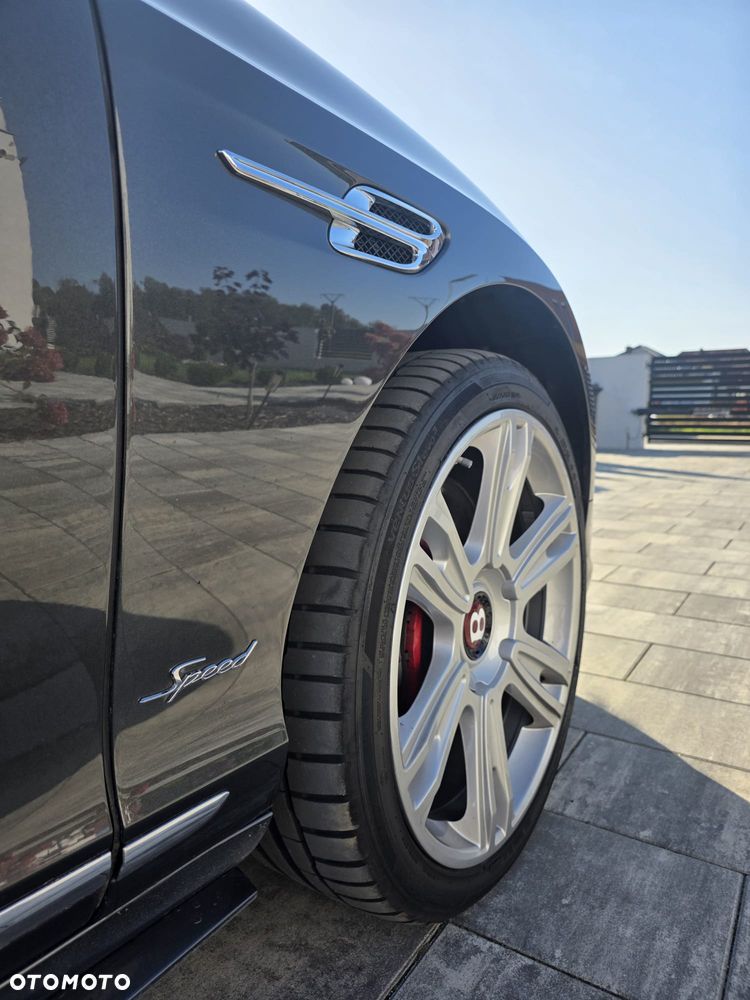 Bentley Continental GT - 17