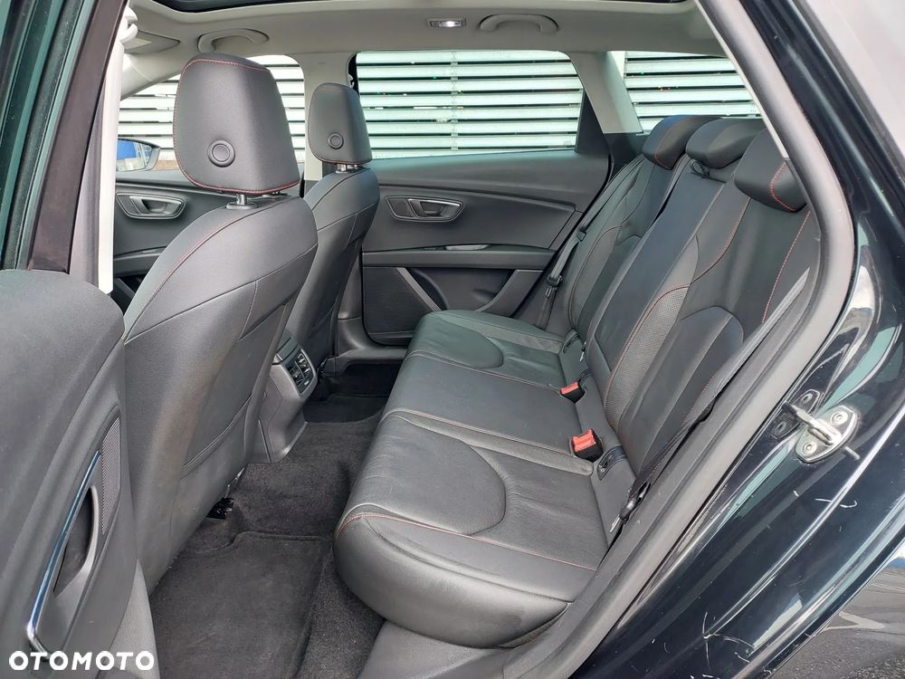 Seat Leon 2.0 TDI DPF Start&Stop DSG FR - 24