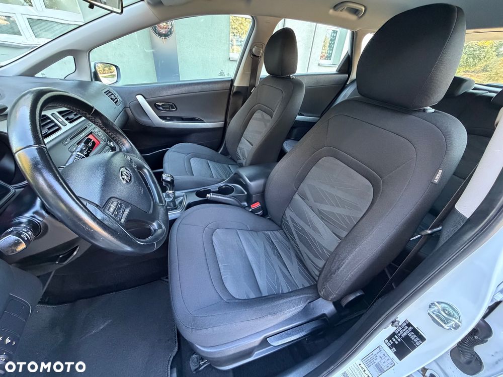 Kia Ceed 1.4 CVVT Attract - 17