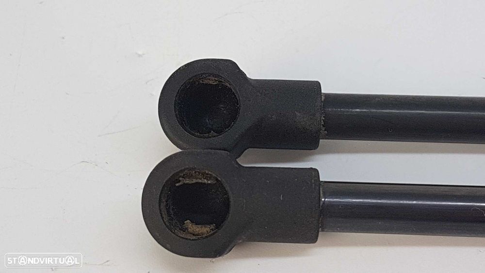 AMORTECEDORES DA MALA PEUGEOT 3008 ALLURE - 4