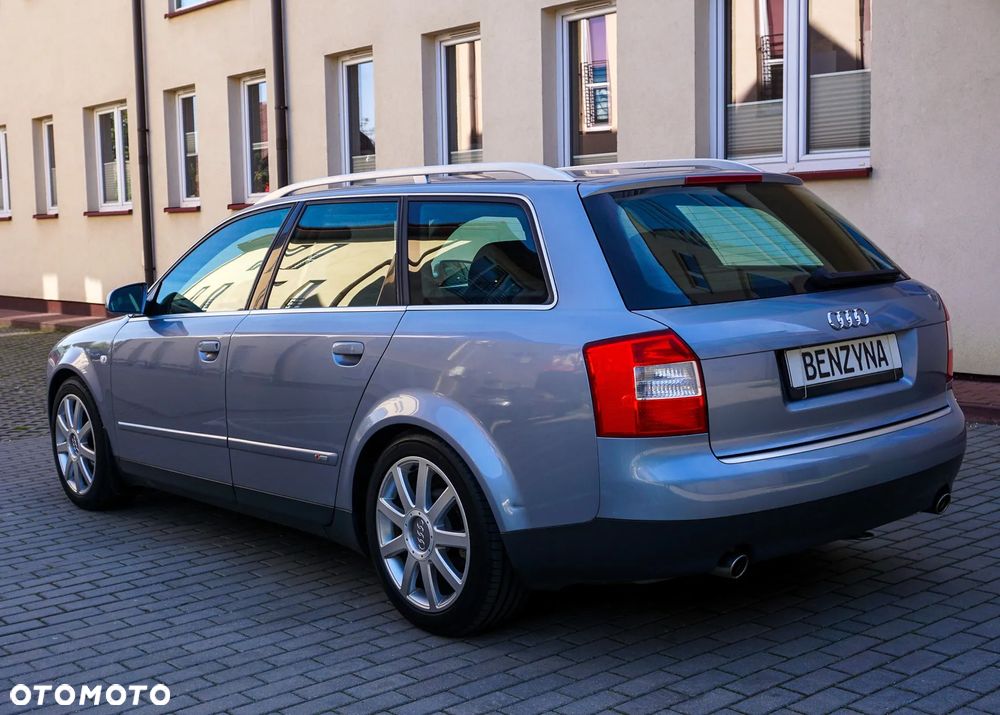 Audi A4 Avant 1.8T Quattro - 4