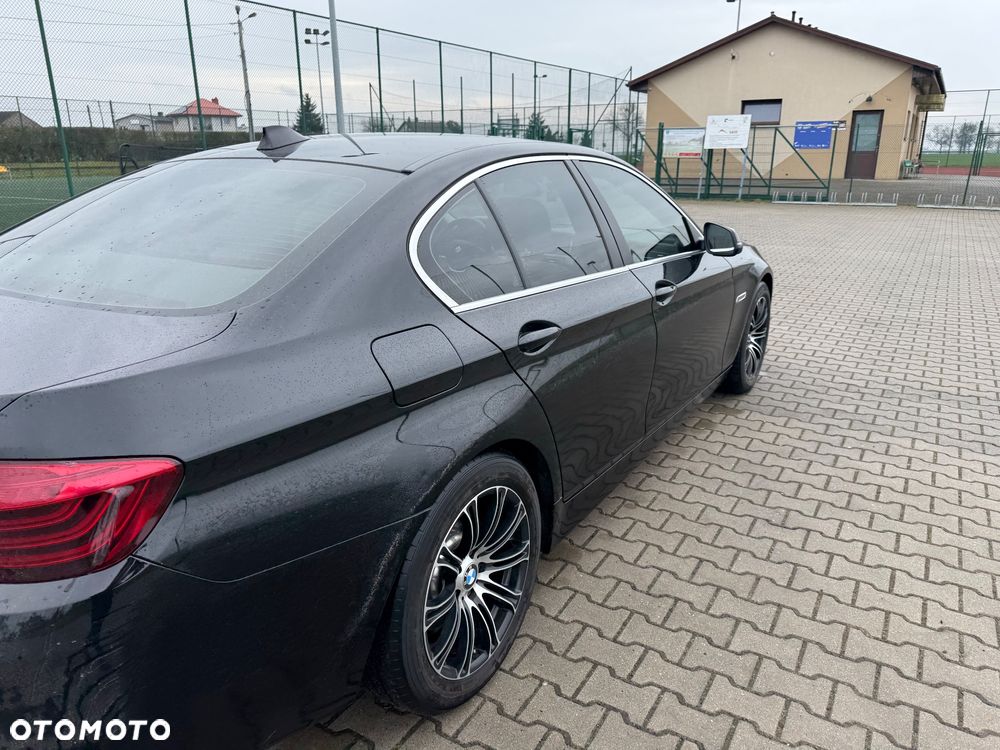 BMW Seria 5 520d - 7